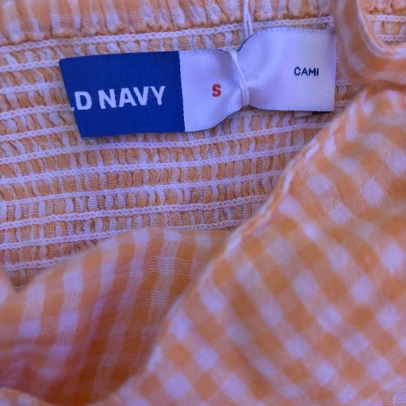 Old navy cami dress | size small , it’s very good condition only worn 1 time - Picture 2 of 3